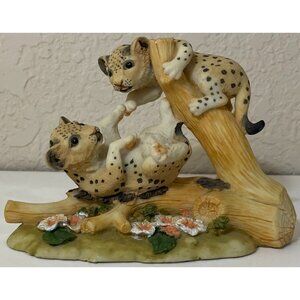 Ceramic Cheetah Cubs Decorative Sculpture Tree Stump Flowers Floral Shabby Chic